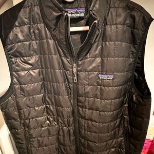 Patagonia Black Quilted Vest